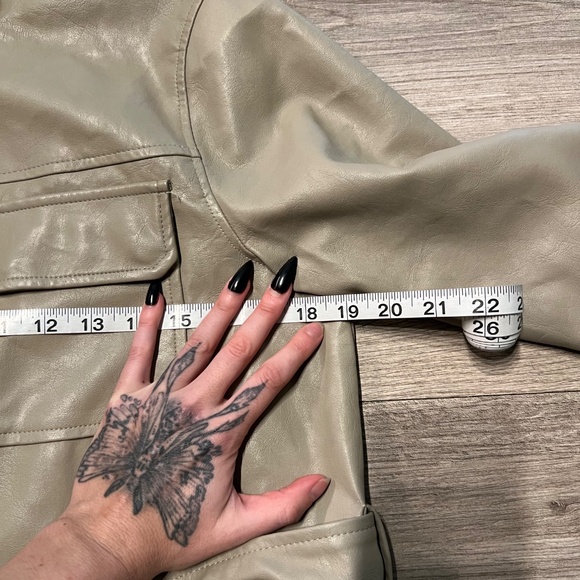 A New Day tan pleather jacket - Picture 5 of 9